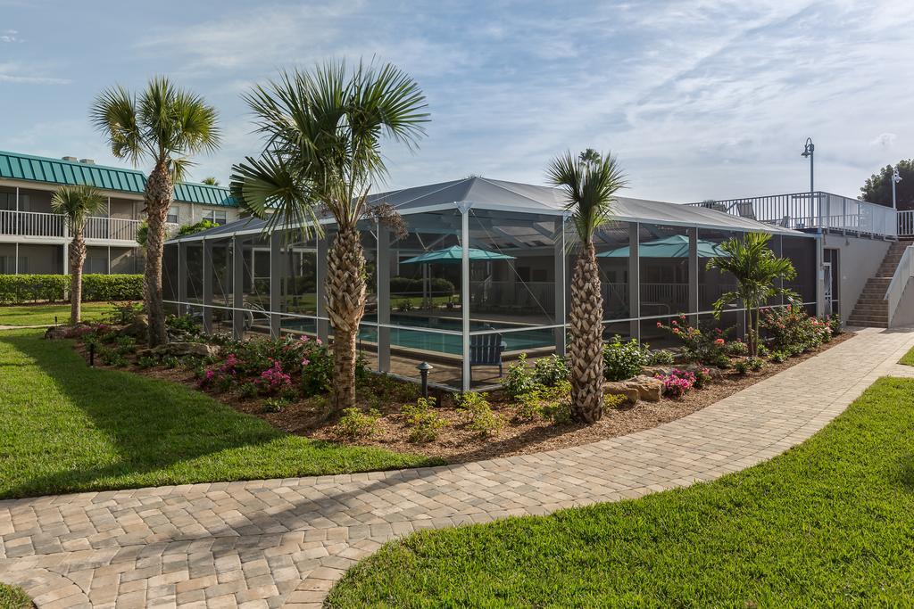Sanibel Arms West Hotel Exterior photo